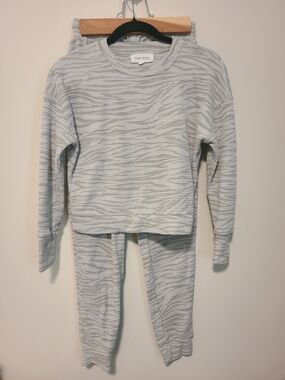 Pink Rose Women's Green Waffle Knit Lounge/Pajama Set